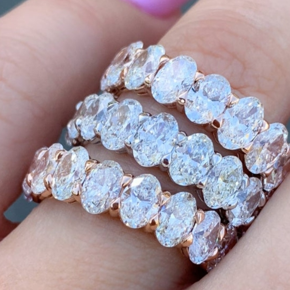 18k Oval Swarovski rose gold eternity band - Picture 3 of 10